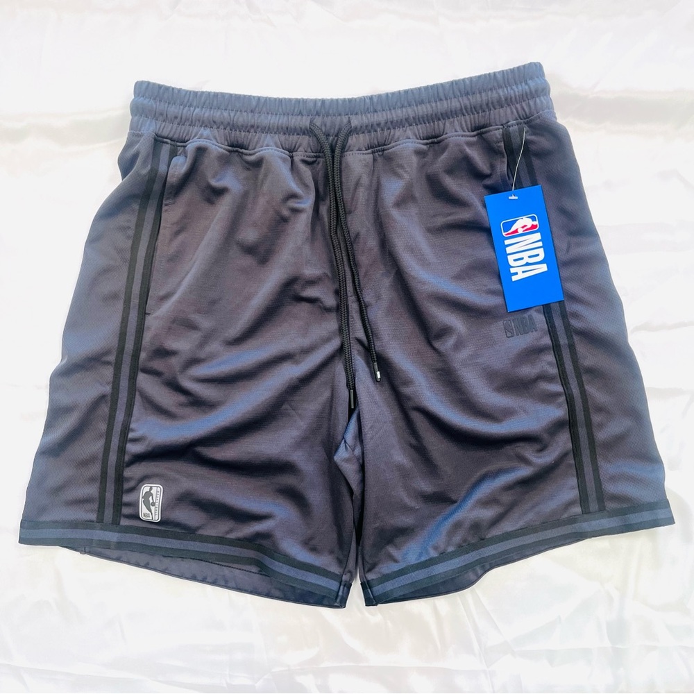 NBA Men’s Charcoal Performance Basketball Shorts Size Large